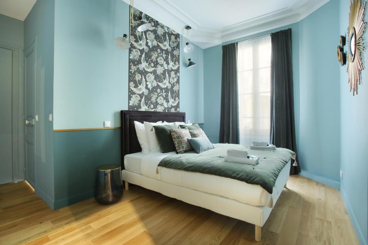Apartment Champ De Mars - Tour Eiffel By Studio Prestige Paris Exteriör bild